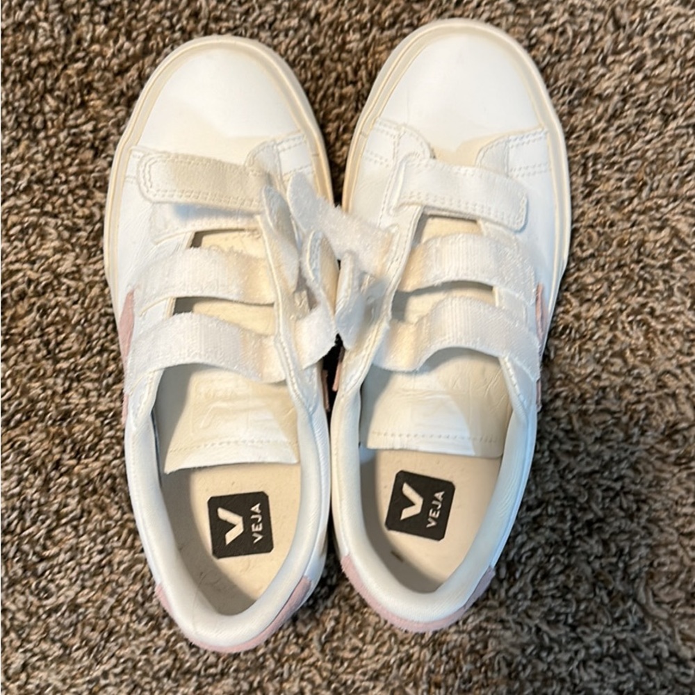 Veja Sneakers